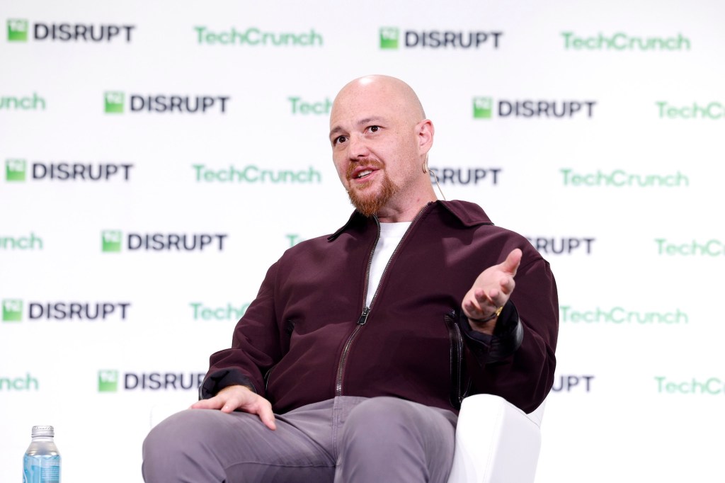 Amjad Masad, PDG de Replit, sur scène à TechCrunch Disrupt