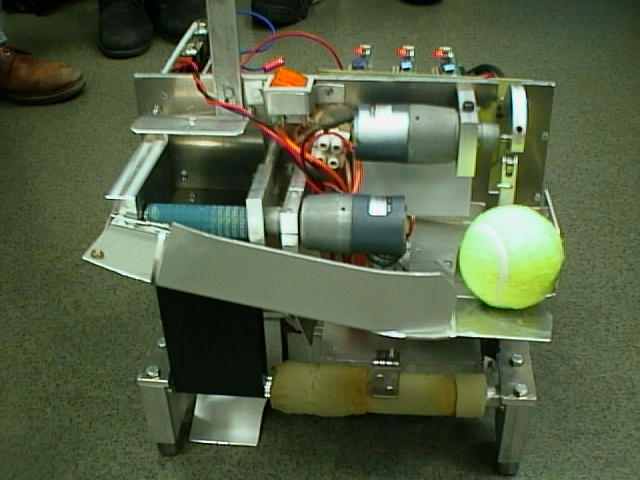 robote=m6.jpg (22052 octets)